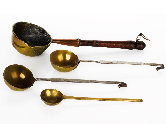 Large Copper and Brass Ladle - Shapiro Auctioneers