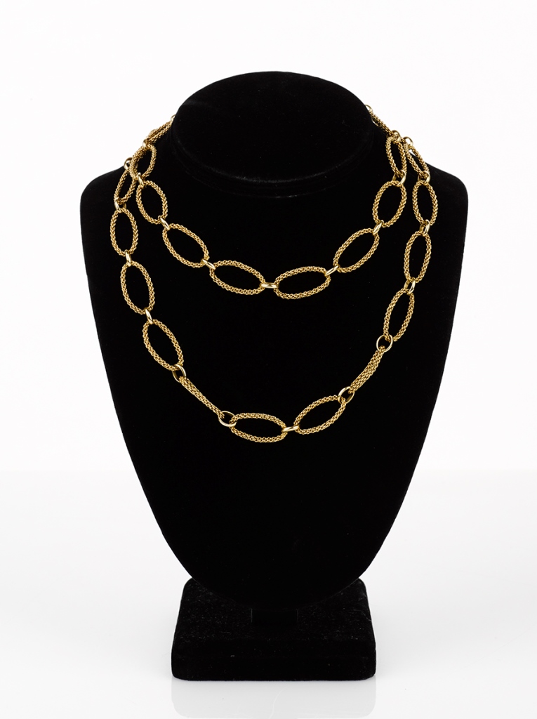 Long Gold Chain - Shapiro Auctioneers