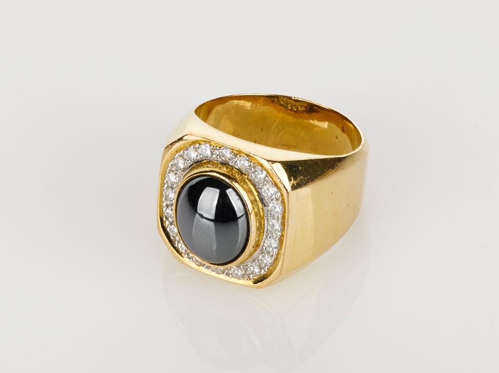 Heavy Gold and Hematite Ring - Shapiro Auctioneers