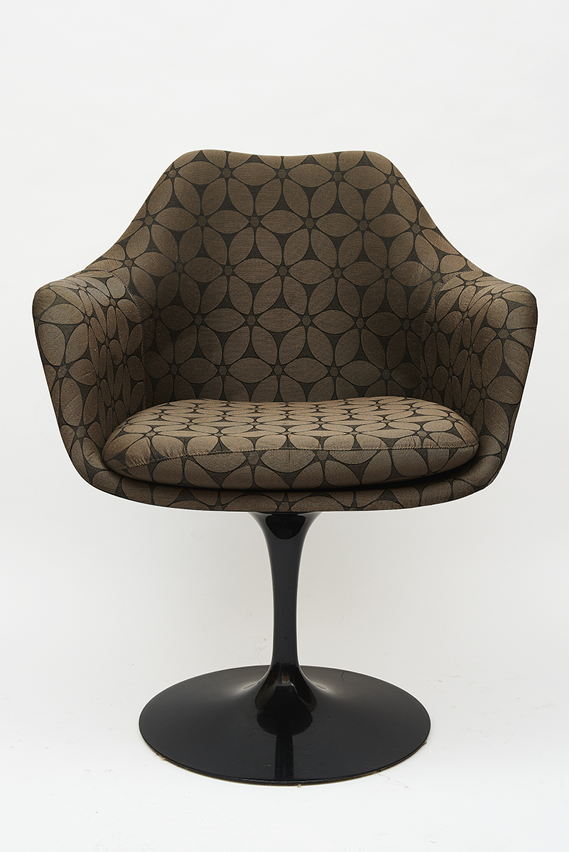 eero-saarinen-finnish-1910-1961-shapiro-auctioneers